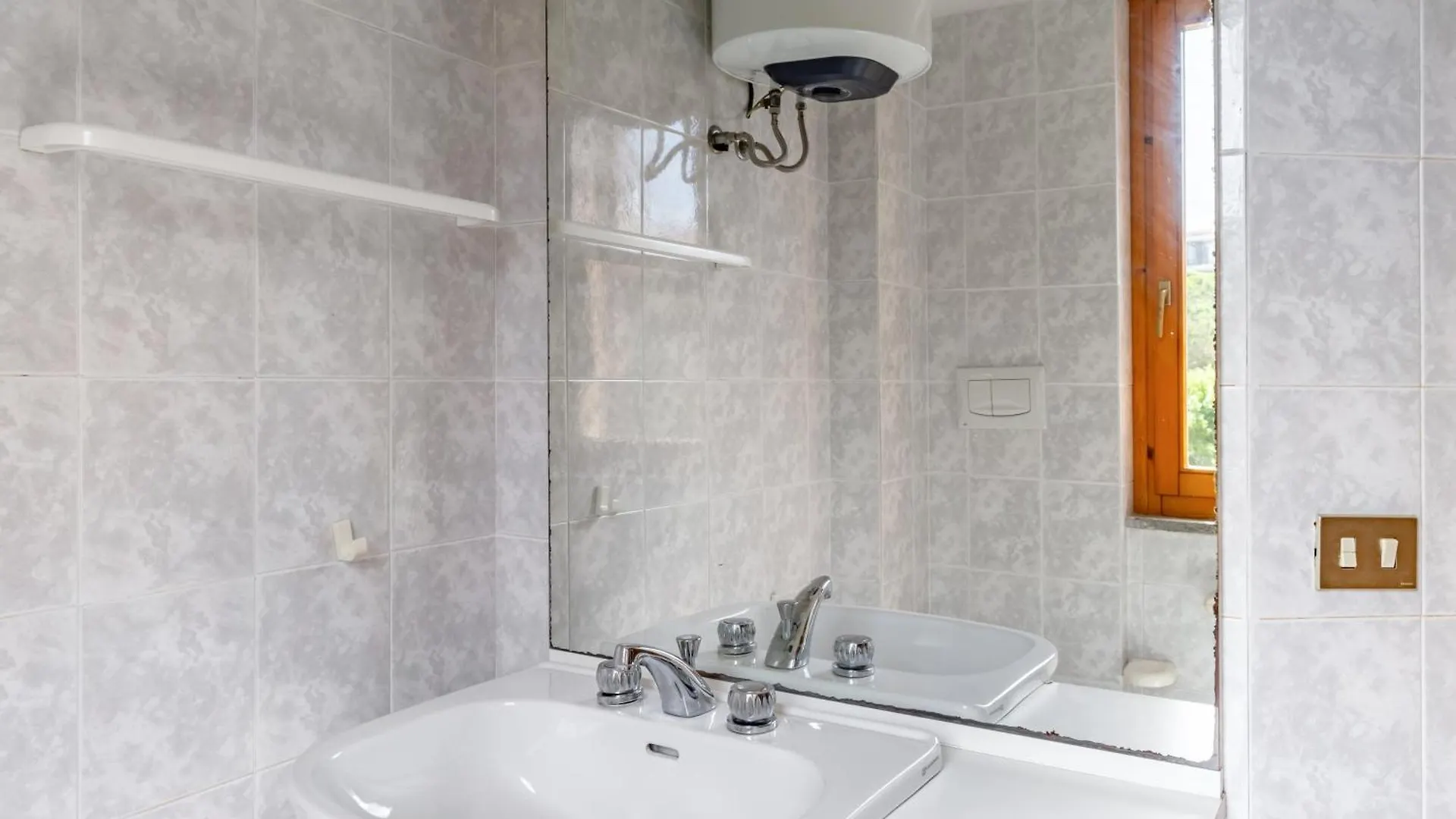 Stintino Lovely Apt Near Pelosa Beach W Parking! 0*,
